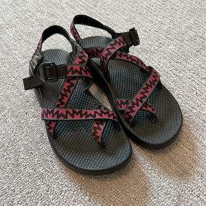 Chaco Strap Sandals Aztec Pattern Purple with Black Stripe